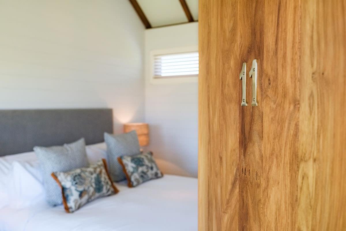 מלון טאמוורת' Goonoo Goonoo Station מראה חיצוני תמונה A bedroom at the lodge